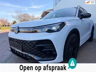 Volkswagen Tiguan 2.0 TDI| R-Line/Pano/Massage/360 Camera/IQ/ACC/AHK/Kardon/Vol Optie