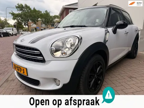 Mini Countryman 1.6 Cooper Chili/Pano/Leder/Navi/Stoel verwarming/Cruise-c/Climate-c/Sfeer verlichti