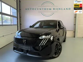 Peugeot 3008 1.2 Hybrid 145 GT Automaat, 1 Jaar Bovag Garantie, Navi, Camera, Massage stoelen, Stoel