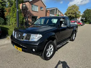 Nissan Navara 2.5 dCi SE King Cab