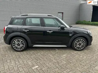 Mini Countryman 1.5 One Chili Works uitvoering