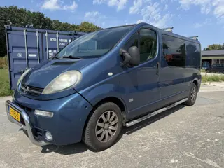 Opel Vivaro 2.5 CDTI L2H1DC automaat dubbel cabine apk 06/2027