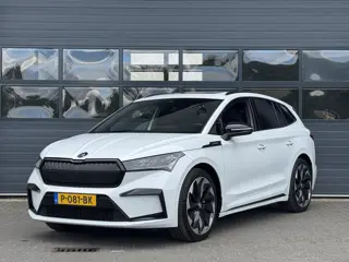 SKODA ENYAQ IV 80 SPORTLINE (92% SOH) I GROOT ACCUPAKKET I WARMTEPOMP I NAVIGATIE I SCHUIF/KANTELDAK