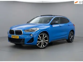 BMW X2 SDrive20i High Executive|M-sport|Pano|HUD|Trekhaak|Stoelverwarming