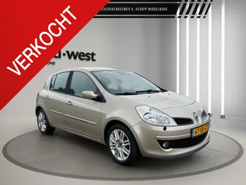 Renault Clio 1.6-16V Initiale Automaat Leder Pano Clima