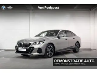 BMW 5 Serie Sedan 520i | M-Sport | Travel Pack | Comfort Pack | Driving Assistant | Harman/Kardon | 