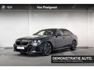 BMW 5 Serie Sedan 530e | M-Sport Pro | Travel Pack | Innovation Pack | Comfort Pack | Driving Assist
