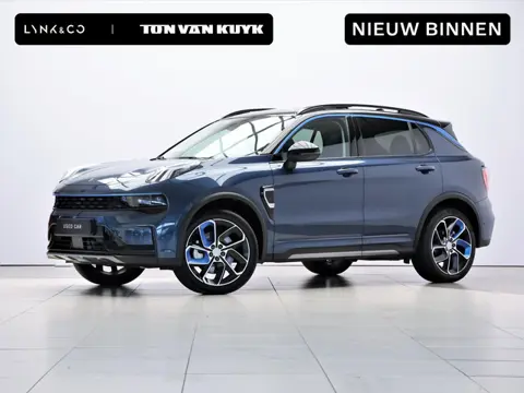 Lynk & Co 01 1.5 / Carplay / Camera / Adaptive Cruise / Panoramadak / Dodehoekdetectie / Stoelverwar