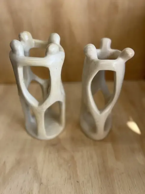 2 prachtige Sculpturen - 3 & 4 figuren, “circle off people”