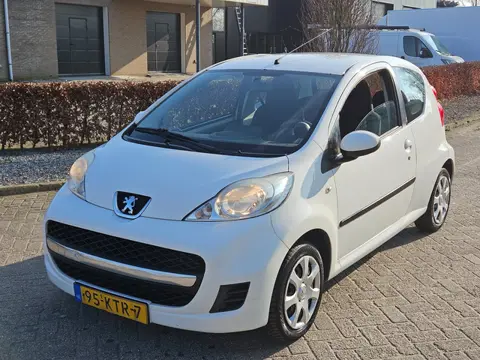 Peugeot 107 1.0-12V Sublime Airco
