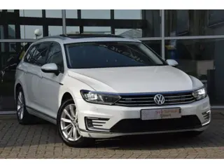 Volkswagen Passat Variant GTE Highline Pano Leder Trekhaak ACC Camera PDC Automaat