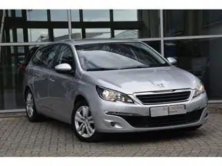 Peugeot 308 SW 1.2 PureTech Allure | RIEM VERV. | Navi | Trekhaak | LED