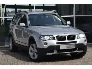 BMW X3 2.0i Youngtimer Leder Navi Xenon PDC Stoelverw.
