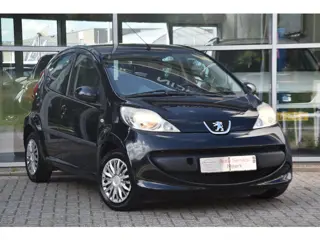 Peugeot 107 1.0 Airco 5-Deurs 1e Eigenaar Lage KM NAP APK