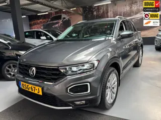 Volkswagen T-ROC 1.5 TSI Sport / Camera / Trekhaak