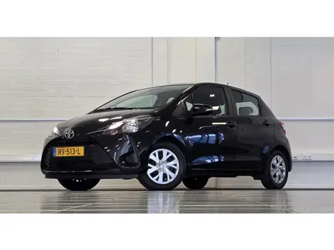 Toyota Yaris 1.0 VVT-i Comfort Airco Bluetooth Lage KM-stand Garantie APK 19-07-2027