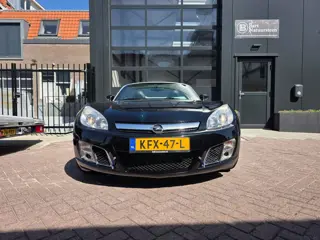Opel GT 2.0 Turbo ECOTEC