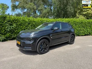 Lynk & Co 01 1.5 Plug-in Black Edition | Panoramadak|360 Camera