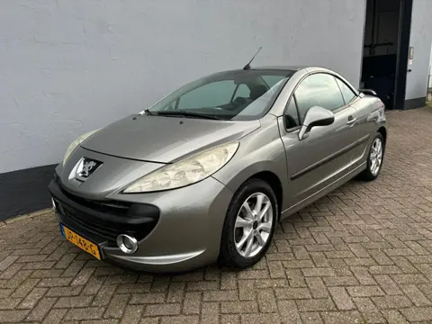 Peugeot 207 CC 1.6 VTi