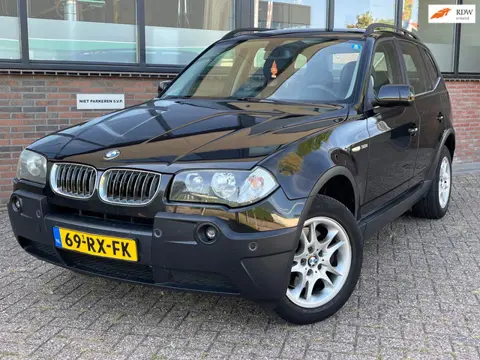 BMW X3 3.0i AUTOMAAT 4x4.!! VOL LEER AIRCO IJSKOUD! 6 cilinders rijd als nieuw