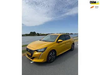 Peugeot 208 1.2 PT Turbo 100pk Allure Pack Camera/Carplay/Navigatie