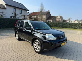 Nissan X-Trail 2.0 XE 4WD. 4X4