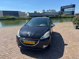Peugeot 208 1.2 VTi Style