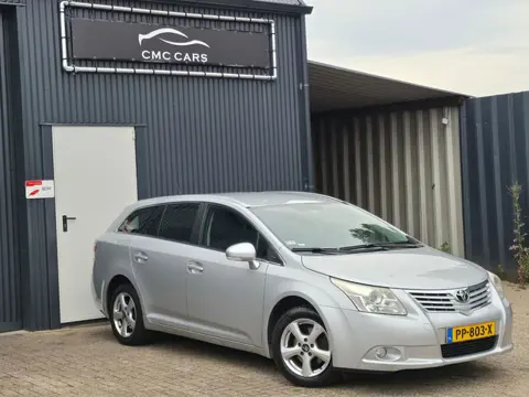 Toyota Avensis Wagon 1.6 VVTi Business RIJDT&SCHAKELT PERFECT!!AIRCO//TREKHAAK//
