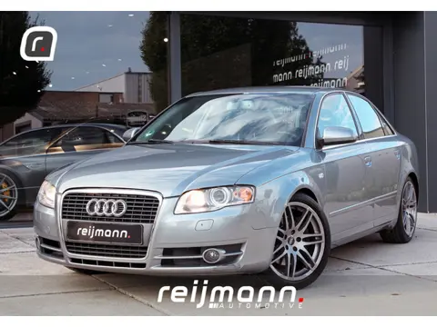 Audi A4 Limousine 2.0 TFSI | Leder | 18" RS4 | Sportonderstel