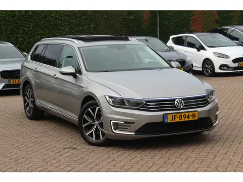 Volkswagen Passat Variant 1.4 TSI GTE Highline / SOH 90% / Panoramadak / Navigatie / Parkeerhulp V+A