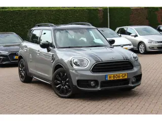 MINI Countryman 1.5 Cooper Business Edition / Leder / Navigatie / Parkeerhulp V+A / Harman Kardon / 
