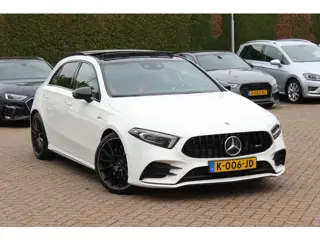 Mercedes-Benz A-Klasse AMG 35 4MATIC Premium 56.103 km! / Panoramadak / Camera / Burmester / AMG Stu