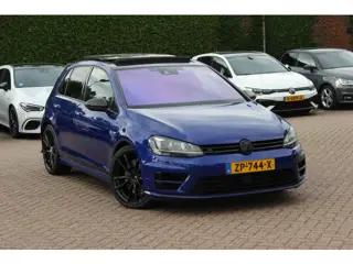 Volkswagen Golf 2.0 TSI R 4Motion / Panoramadak / Camera / Leder / Sterrenhemel / Remus uitlaat / 19