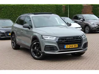 Audi Q5 2.0 TFSI quattro Sport S Line Black Edition / Panoramadak / Camera / RS Seats / Keyless / 21