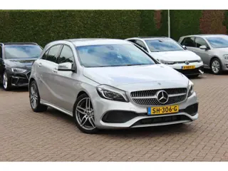 Mercedes-Benz A-Klasse 180 Sport Edition AMG / Camera / Navigatie / Leder&Alcantara / 18'' / Stoelve