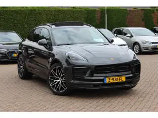 Porsche Macan 2.0 T / Trekhaak / Panoramadak / Camera / Luchtvering / Keyless / 21'' / Adaptieve Sto