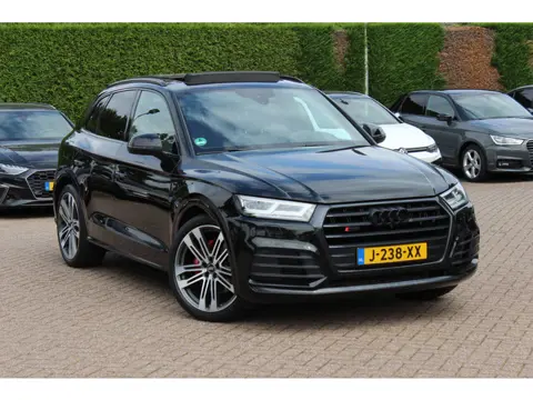 Audi SQ5 3.0 TFSI quattro Pro Line Plus / Trekhaak / Panoramadak / Camera / B&O / Keyless / Luchtver