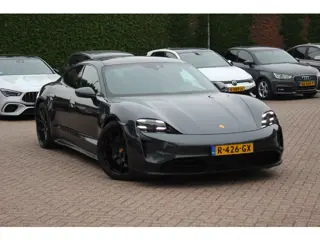 Porsche Taycan GTS 93 kWh / SoH 91,6% / Panoramadak / 360Camera / Head-up / Passenger Display / Acht