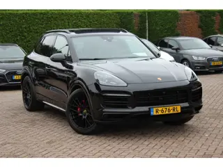 Porsche Cayenne 3.0 E-Hybrid / Trekhaak / Panoramadak / 360Camera / Achtasbesturing / Softclose / Ad