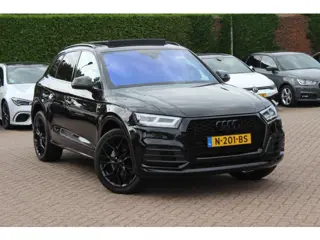 Audi Q5 50 TFSI e quattro S edition BLACK / SoH 83,6 %  / Trekhaak / Panoramadak / Camera / Sportsto
