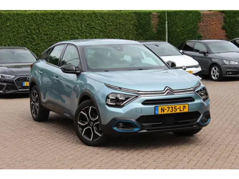 Citroën Ë-C4 Feel 50 kWh / SoH 96,4%! / Camera / Head-up / Keyless / CarPlay / 18'' / Dodehoek / DAB