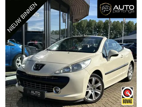 Peugeot 207 CC 1.6 VTi Première 120PK | 2e Eigenaar | NL AUTO | Cabrio | Lederen Bekleding | Airco |