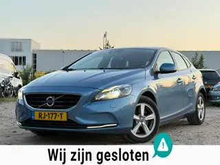 Volvo V40 2.0 D2 Momentum/AUTOMAAT/ZOMERBLAUW