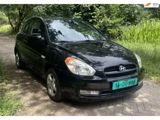Hyundai Accent 1.6i Airco Nieuwe APK inruil is mogelijk