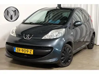 Peugeot 107 1.0-12V XR