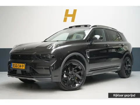 Lynk & Co 01 1.5 | Zwart optiek | Panoramadak | Camera | Navigatie | Memory | Lm velgen