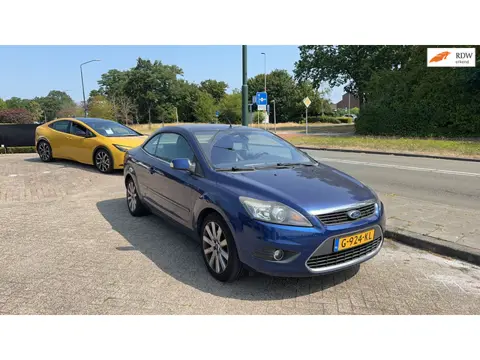 Ford Focus Coupé-Cabriolet 2.0 RIJDSUPER/AUTOMAAT/LEER/PDC