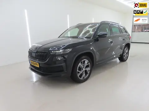 Skoda Kodiaq 1.5 TSI Sportline Business+Comf+Functie-Pakket+trekhaak+verwarmde-voorruit+trekhaak= NI