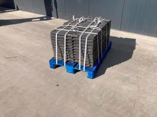 Sany SY210 / SY230 700mm Shoes (bj 2026)