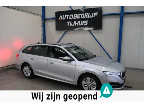 Skoda Octavia Combi 1.0 e-TSI Ambition - N.A.P. Airco, Navi, Trekhaak, PDC